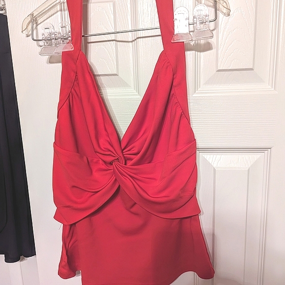 Clothe - Picture 3 of 3